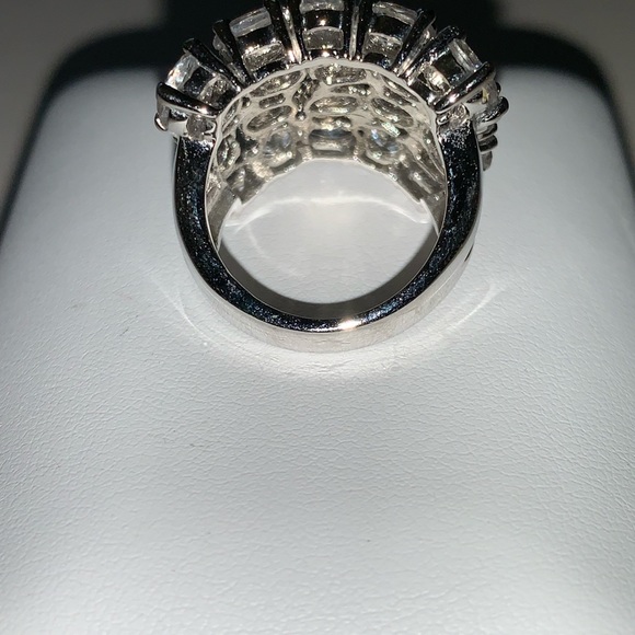 Cocktail Ring 💍 - Picture 3 of 7